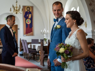 Br&ouml;llopsfotograf sk&aring;ne, br&ouml;llop ceremoni p&aring; h&auml;llestads kyrka
