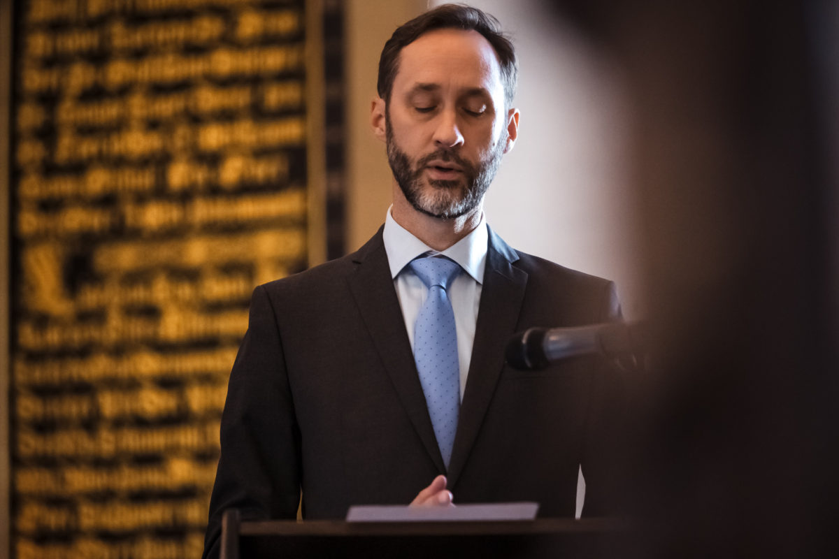 Br&ouml;llop p&aring; Bosj&ouml;kloster av br&ouml;llopsfotograf Lund