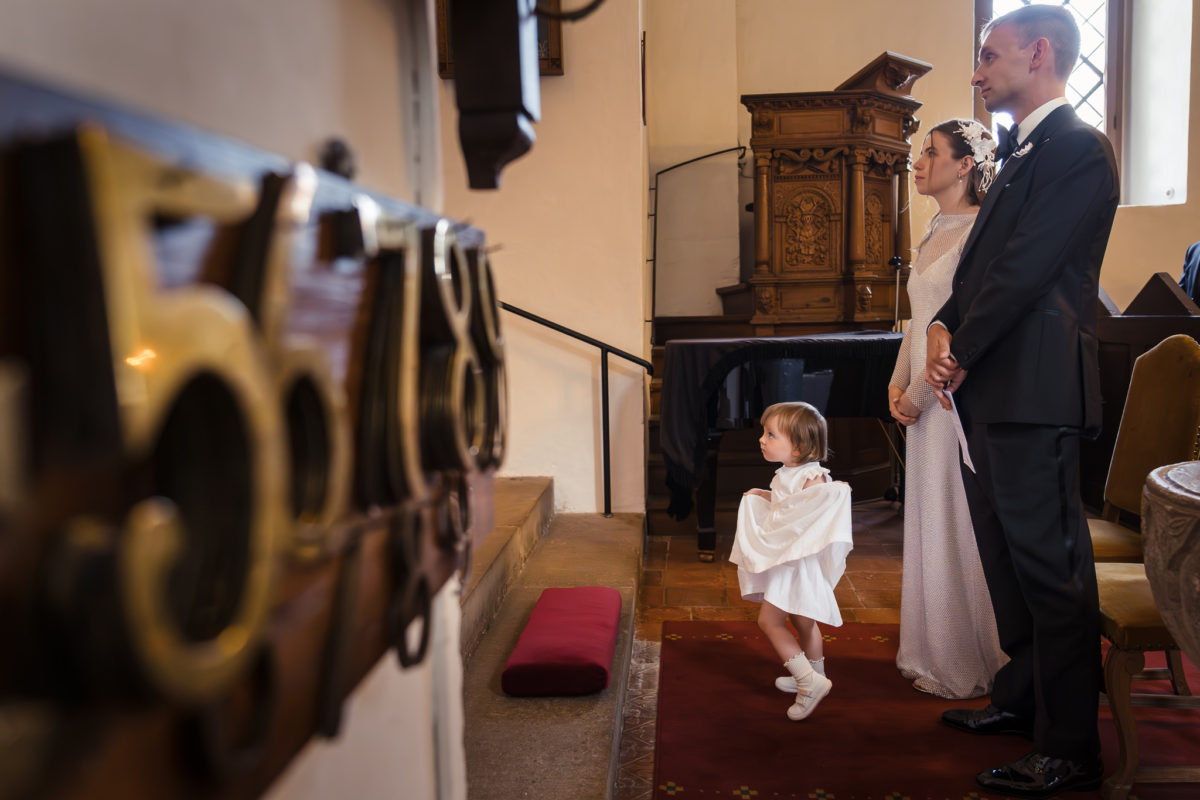 Br&ouml;llop p&aring; Bosj&ouml;kloster av br&ouml;llopsfotograf Lund