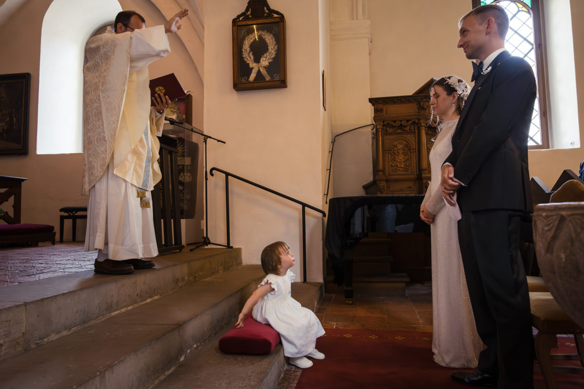 Br&ouml;llop p&aring; Bosj&ouml;kloster av br&ouml;llopsfotograf Lund